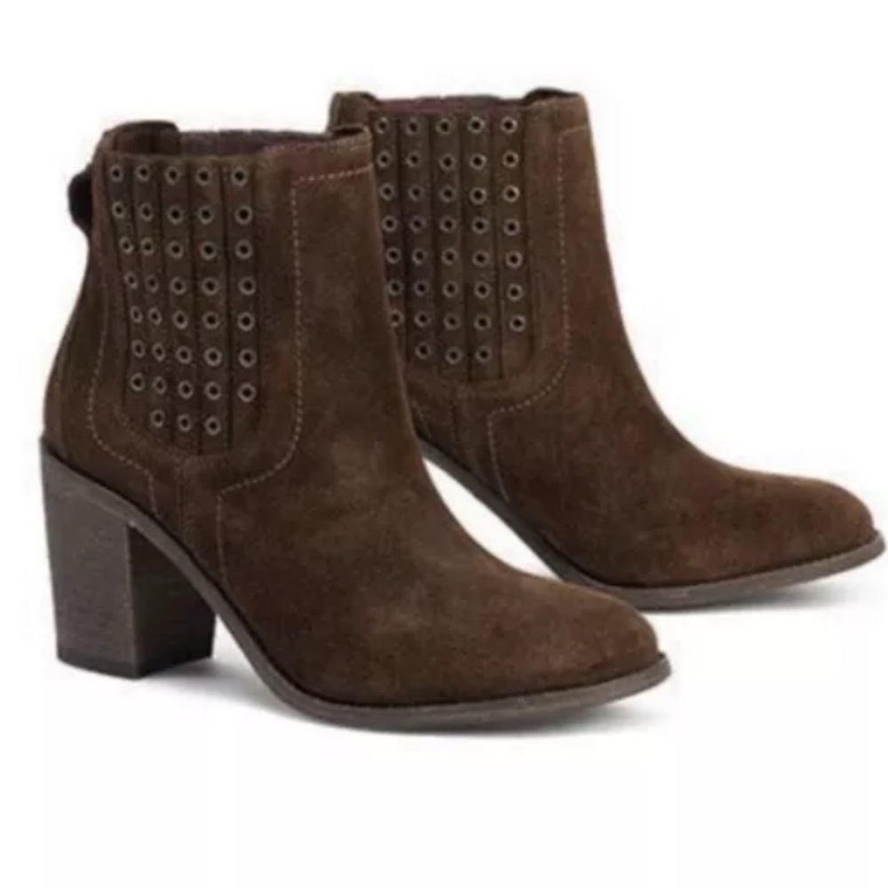 Trask Brown Suede Tina Booties Sz. 6.5
